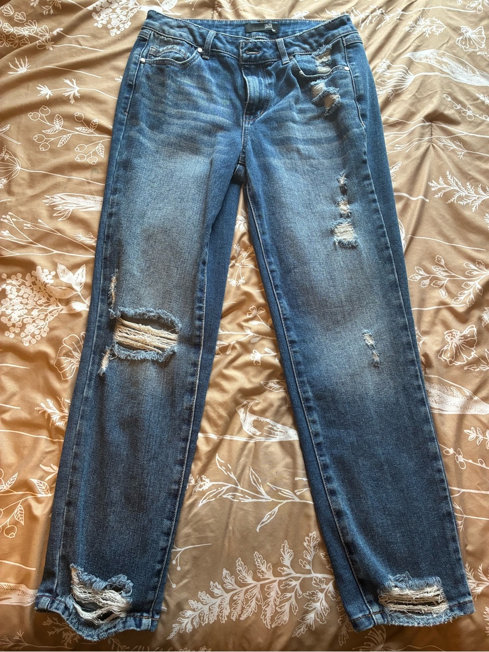 Women’s Dark Wash “1822 Denim” Size 6